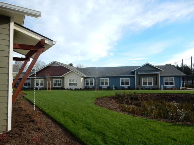 Mill Park Memory Care Facility in Portland Oregon. Using James HardiePlank Siding, HardieTrim and HardieSoffit Panels